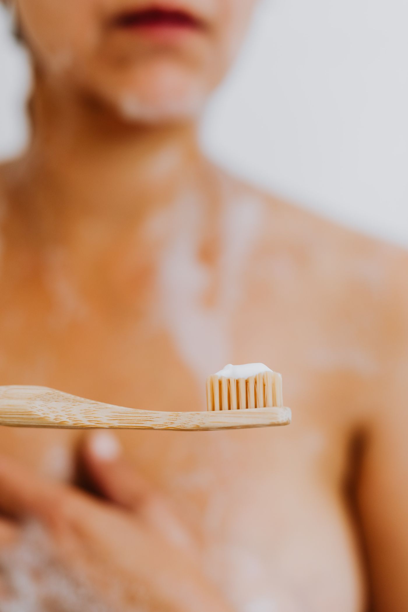 Răng miệng — kem đánh răng và nước súc miệng