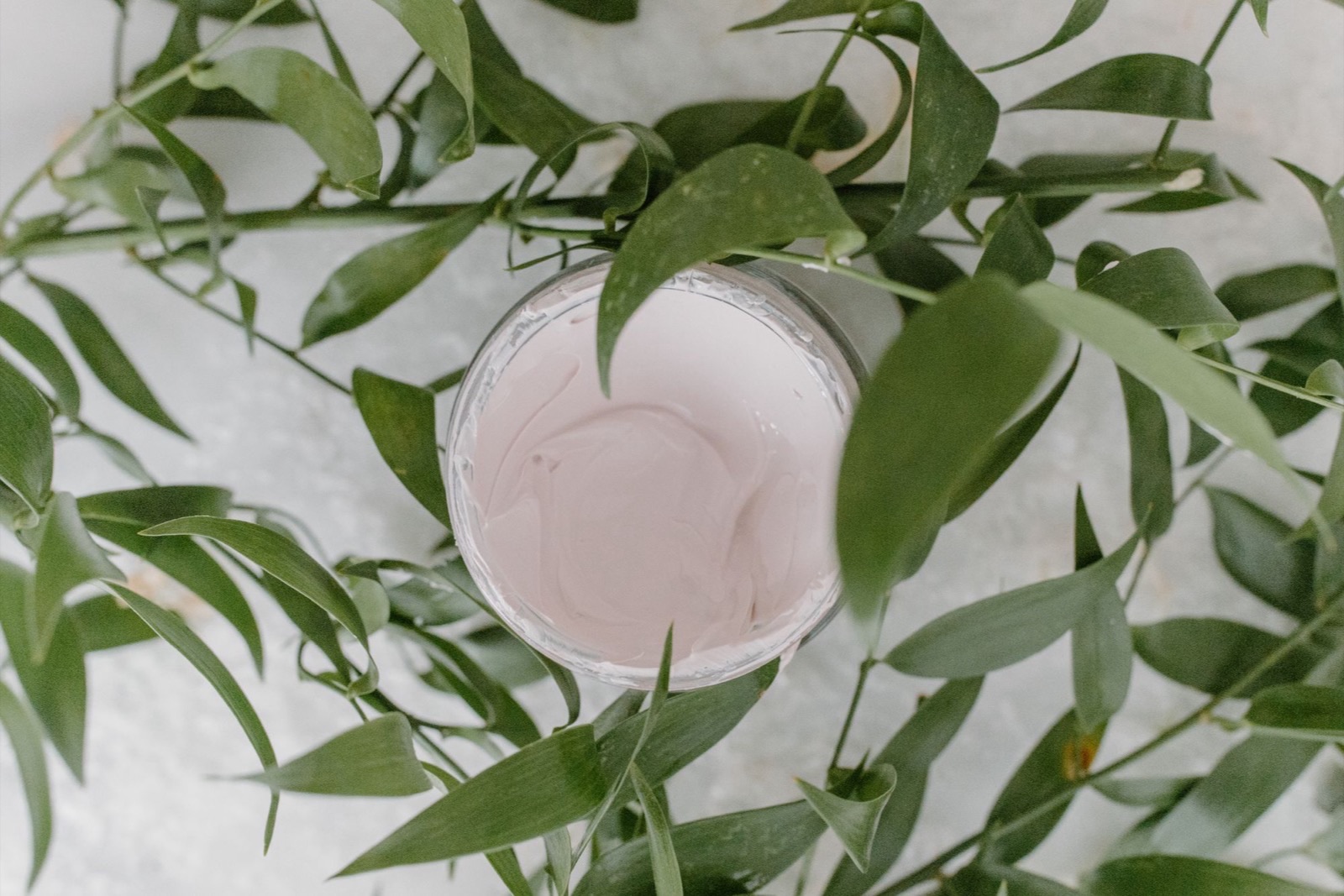 Cetearyl olivate: chất nhũ hoá gốc ô liu trong mỹ phẩm