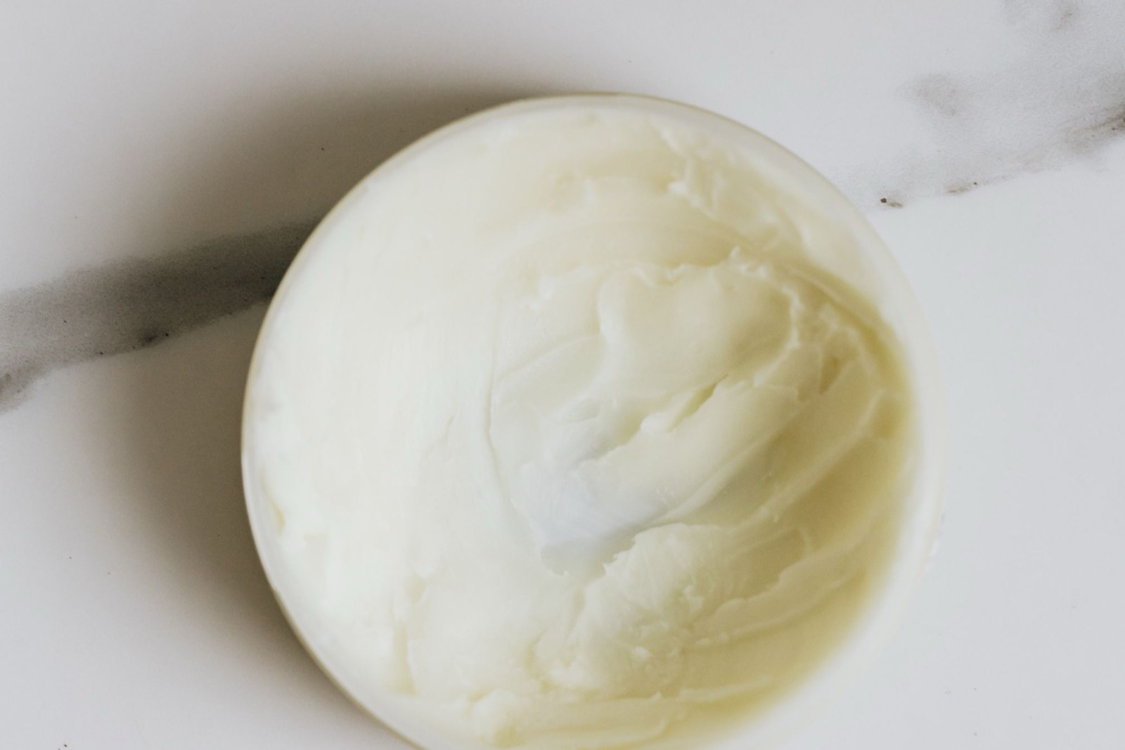 Cholesterol trong mỹ phẩm: vai trò lipid hàng rào da