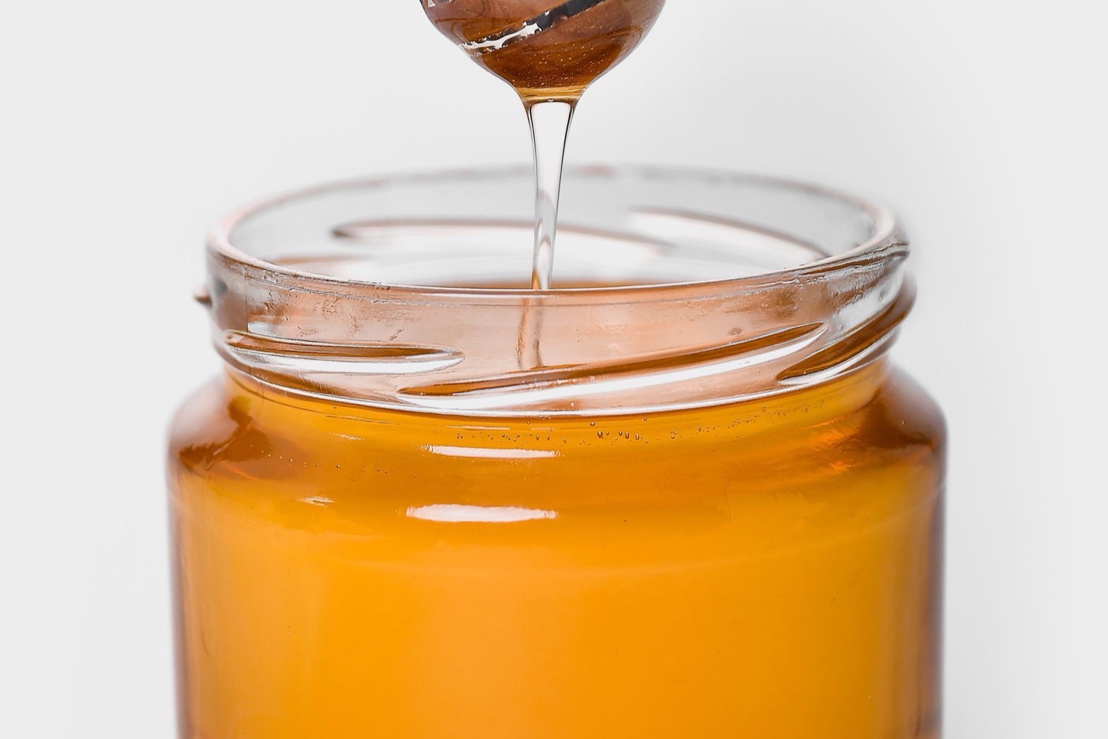 Mật ong (Honey) trong mỹ phẩm: giữ ẩm, bằng chứng và an toàn