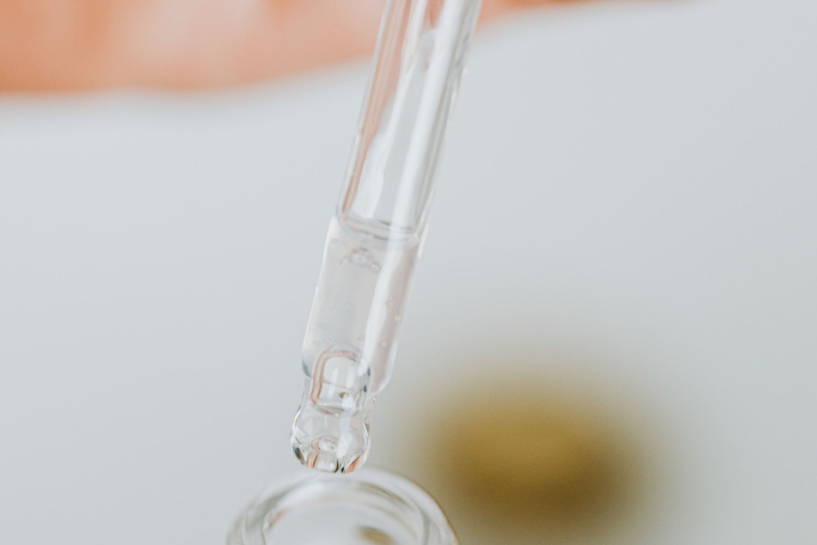 PDRN (Sodium DNA) trong mỹ phẩm: bằng chứng bôi da và pháp quy