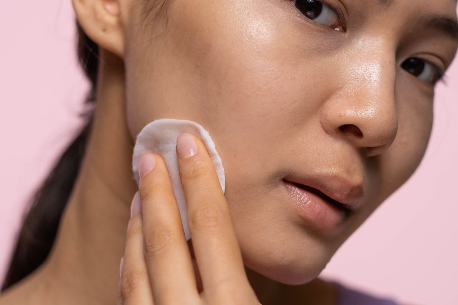 Salicylic acid (BHA) trong mỹ phẩm: công dụng, nồng độ, quy định