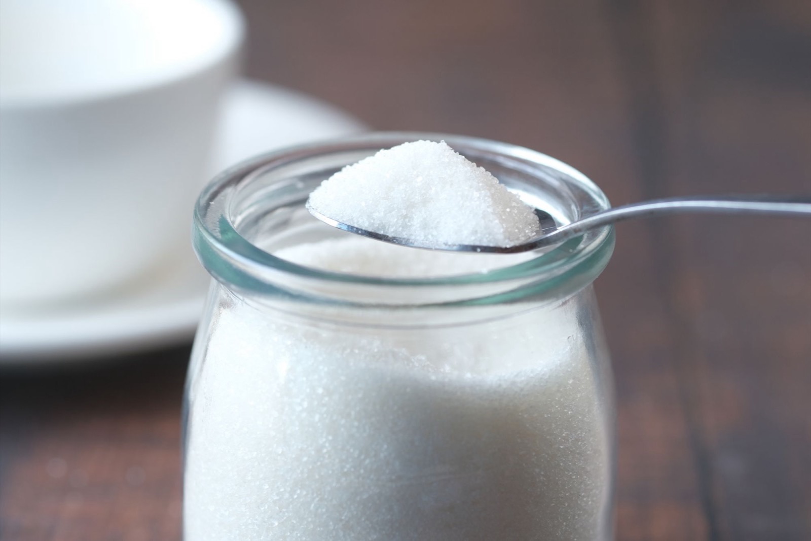 Sucralose trong mỹ phẩm: tạo ngọt, an toàn và nghiên cứu mới