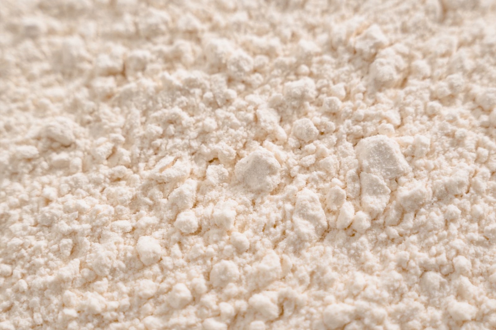 Titanium dioxide trong mỹ phẩm: màng lọc UV, nano và quy định